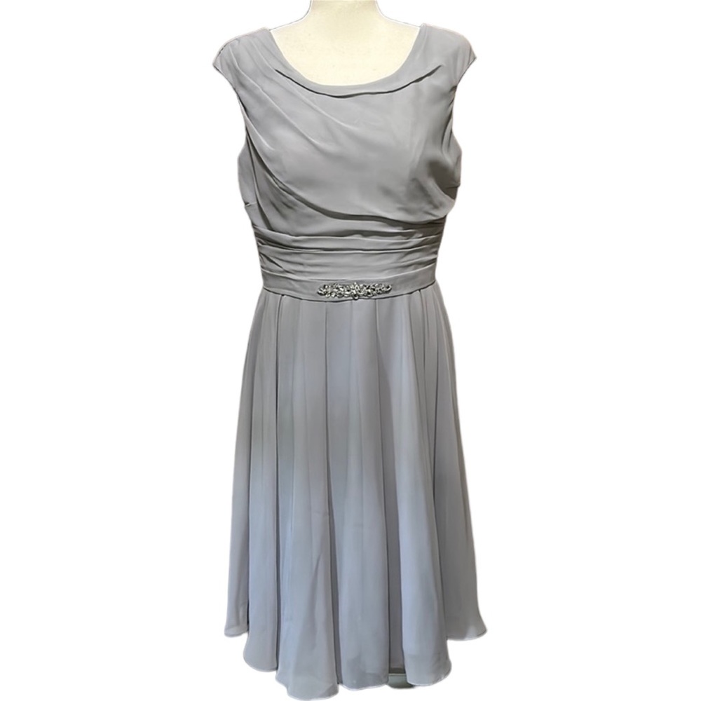JJ’s House Gray Cap Sleeve Midi Formal Dress